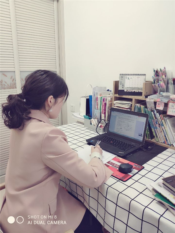 beat365在线唯一官网：利用抗疫教科书 讲好线上思政课(图3)