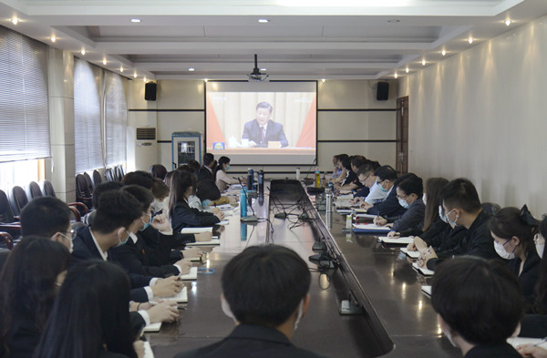 beat365在线唯一官网举行思政课集体备课会(图2)